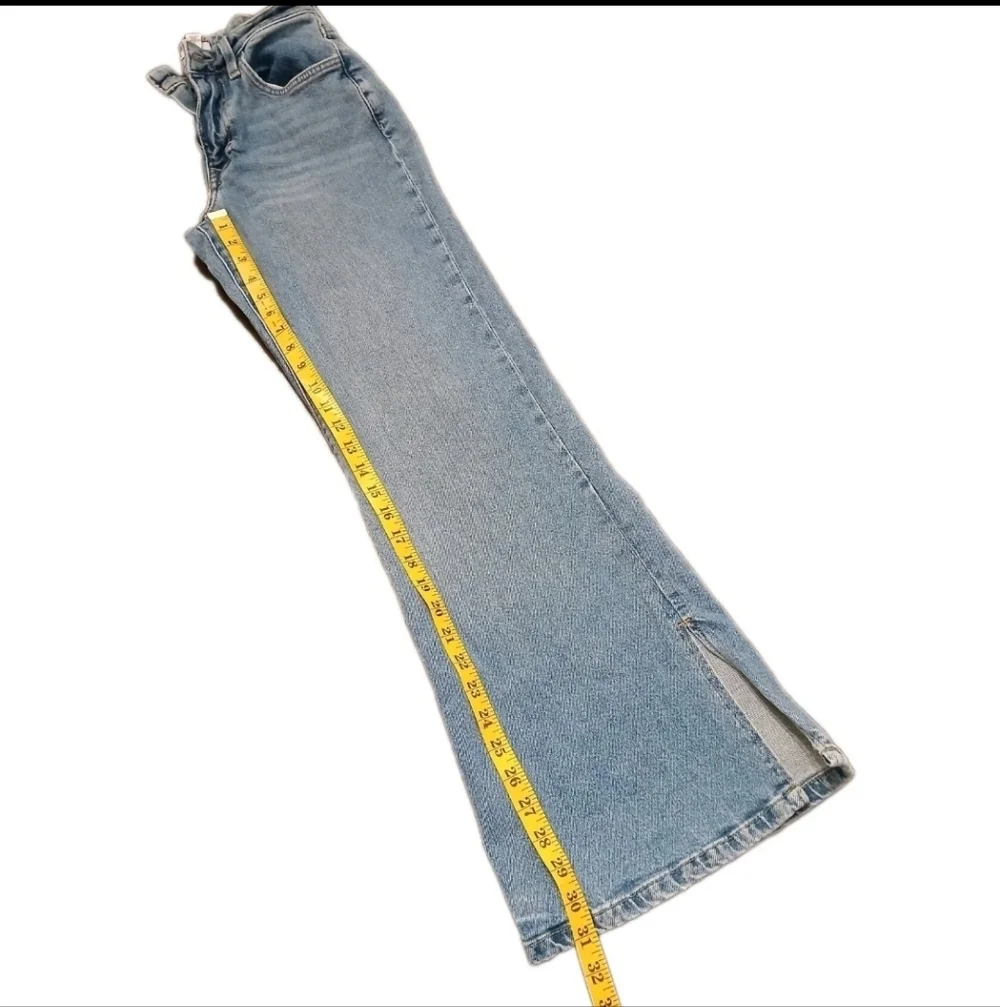 Vintage Forever 21 Distressed Wide Leg High Waisted Jeans Size:25 Bell Bottoms - Picture 6 of 11